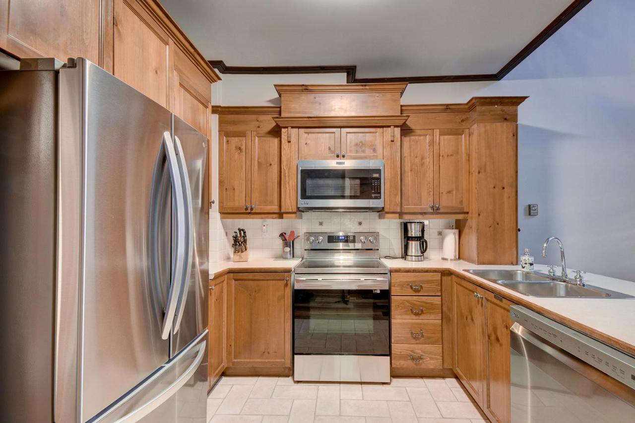 Les Manoirs Wpool & Hot Tub Near Village 120-8 Mont-Tremblant Exterior foto